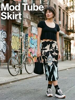 Analili Black, Cream & Light Blue Floral Midi Tube Skirt